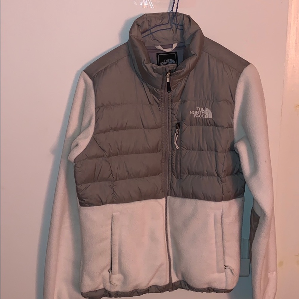 North Face White Fleece Woman’s Jacket Small